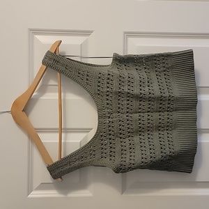 NWOT Olive green, cropped knitted tank